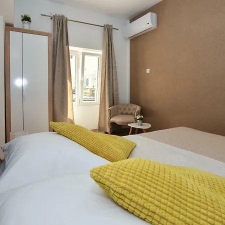 Patricija Guest house *